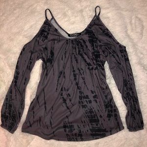 Cold shoulder long sleeve black and gray top